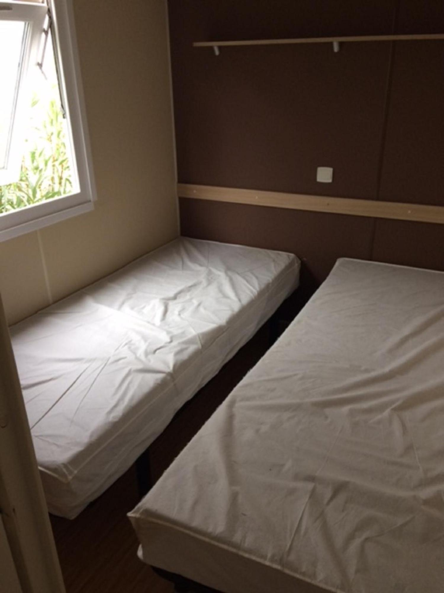 Mobilhome Chez Sylvie Au Camping De Pujol أرجيليه- سور- مير المظهر الخارجي الصورة
